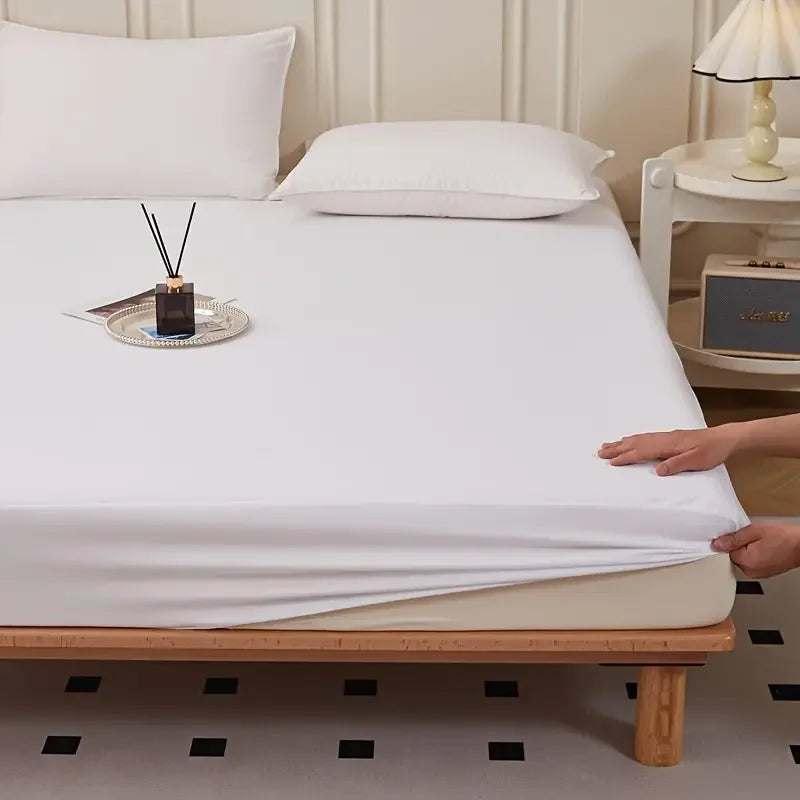 Soft and Breathable Waterproof Mattress Cover