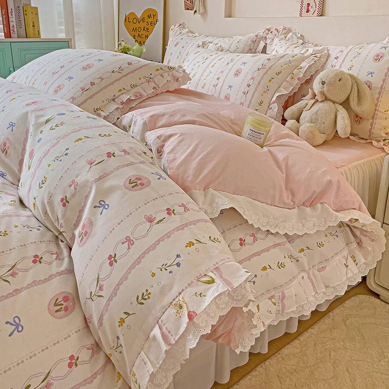 Pastoral Floral Lace Ruffles Bedding Set