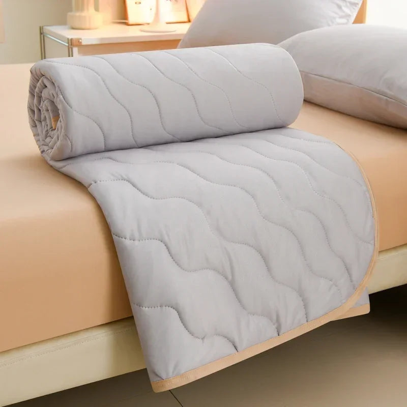 New Floral Print Soft Comfortable Quilt