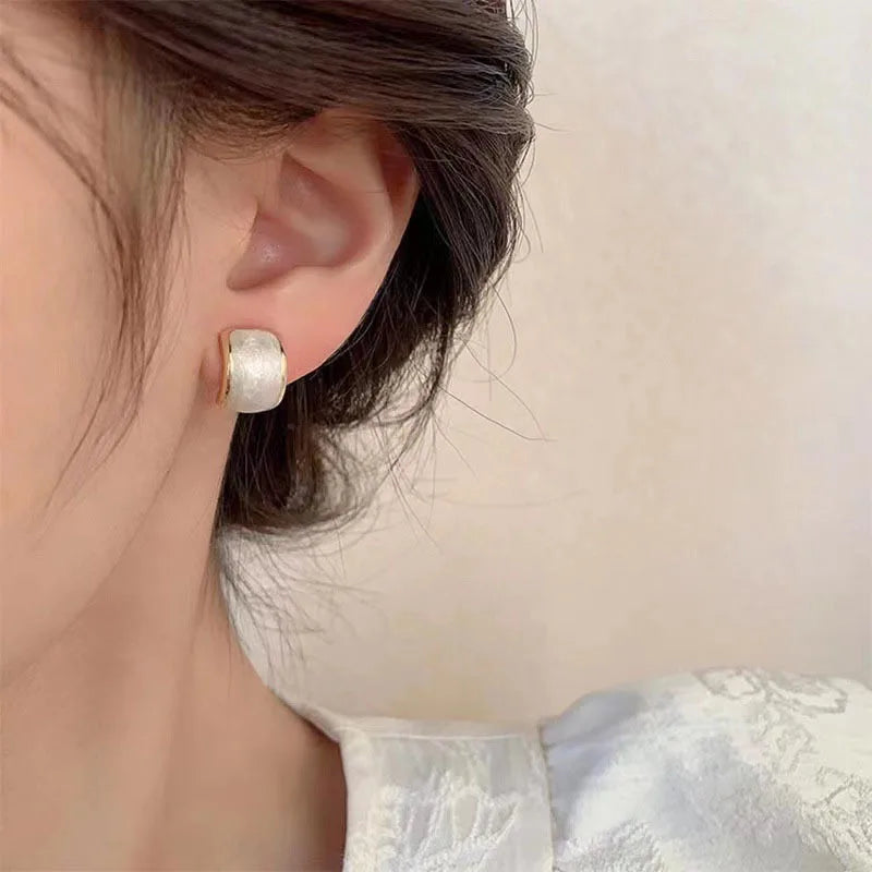 Exquisite Geometry Arc C Shaped Stud Earrings