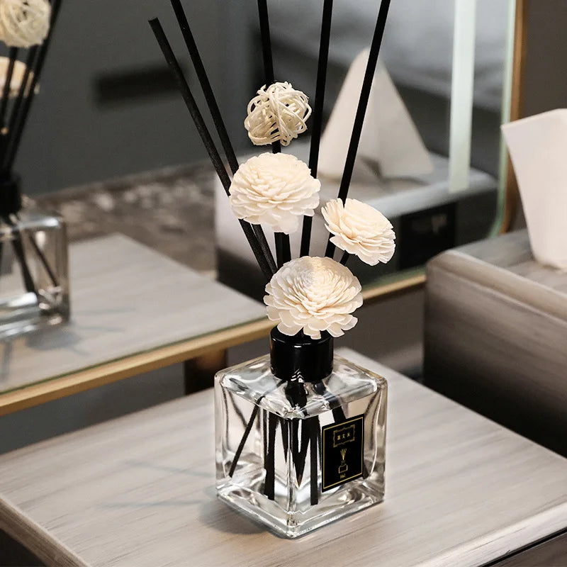 Flameless Home Fragrance Freesia Lavender Aromatherapy Oil with Reed Diffuser Stick Liquid Air Freshener Room Decor Ornaments