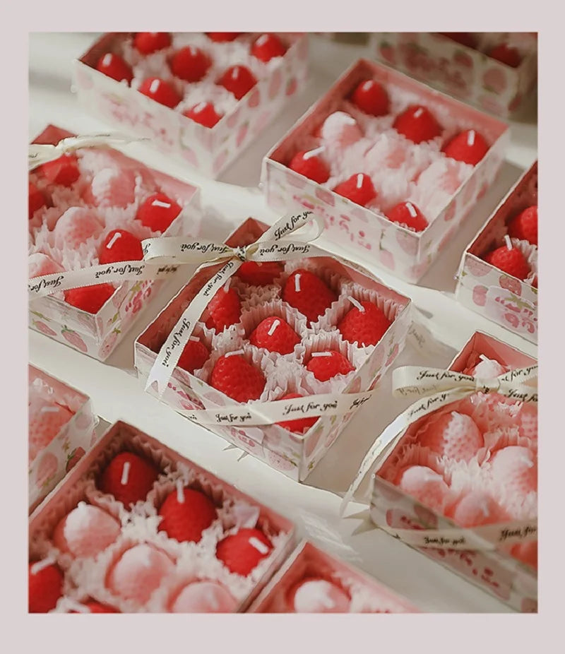 4/6/9PCS Strawberry Shaped Scented Candles Gift Box Handmade Realistic Fruit Scented Aromatherapy Mini Candles Home Decor Gifts