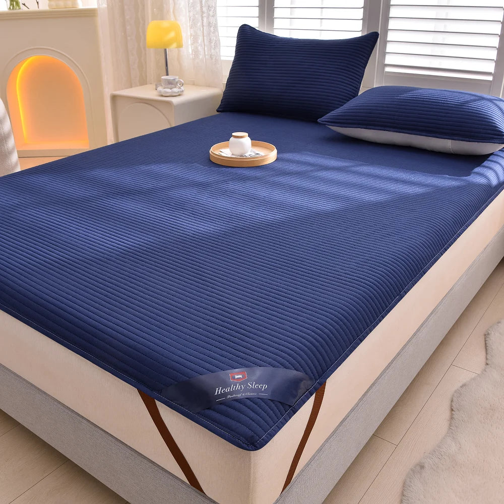 1pc Striped Waterproof Mattress Protector, Comfortable Mattress Cover, Soft and Breathable for Single/Double Beds