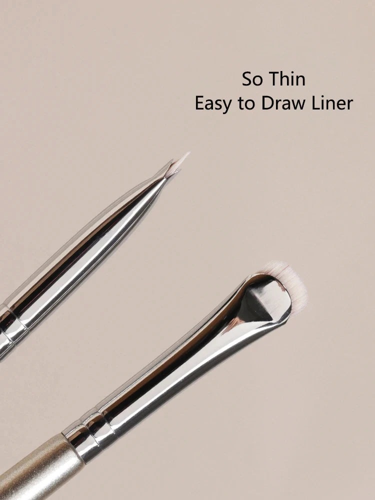 Curved Eye Liner Make Up Brushes