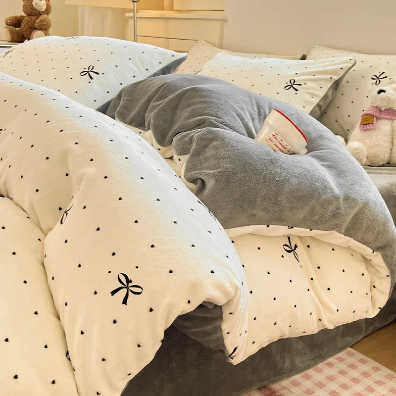 Cute Printed Velvet Duvet Cover Set