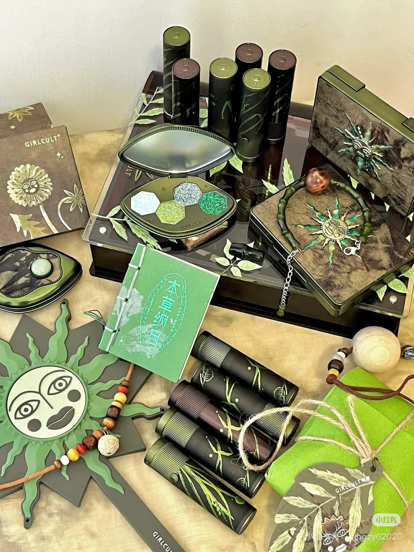 Great Solid Lipstick Eye shadow Face Contour Palette