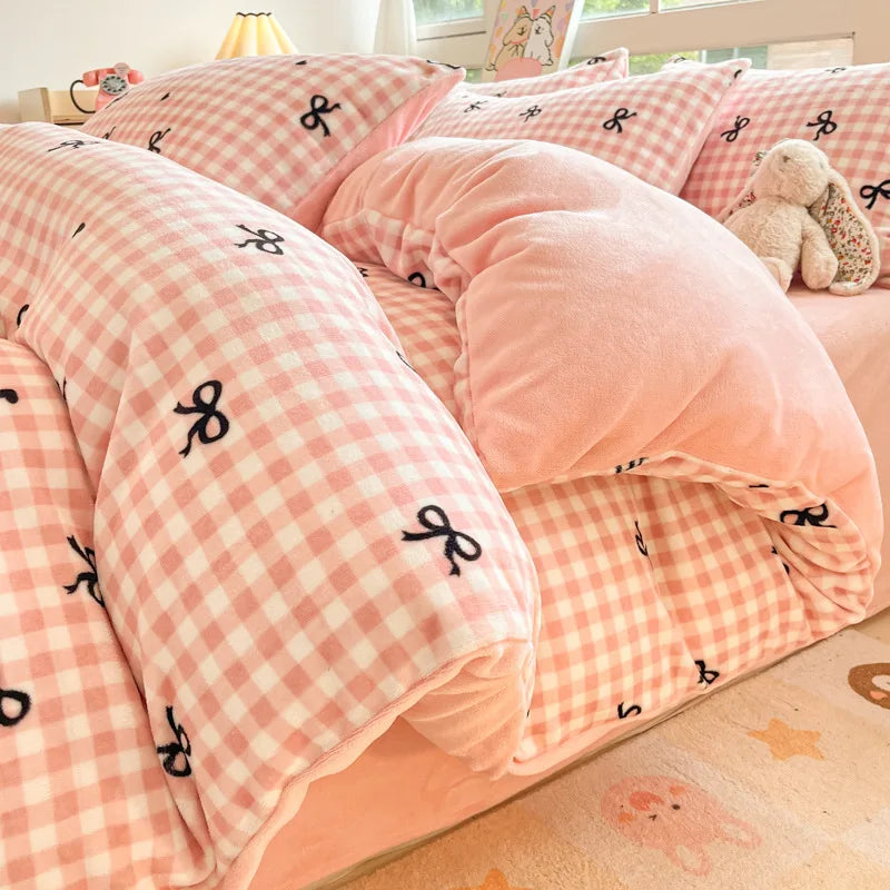 Cute Printed Velvet Duvet Cover Set