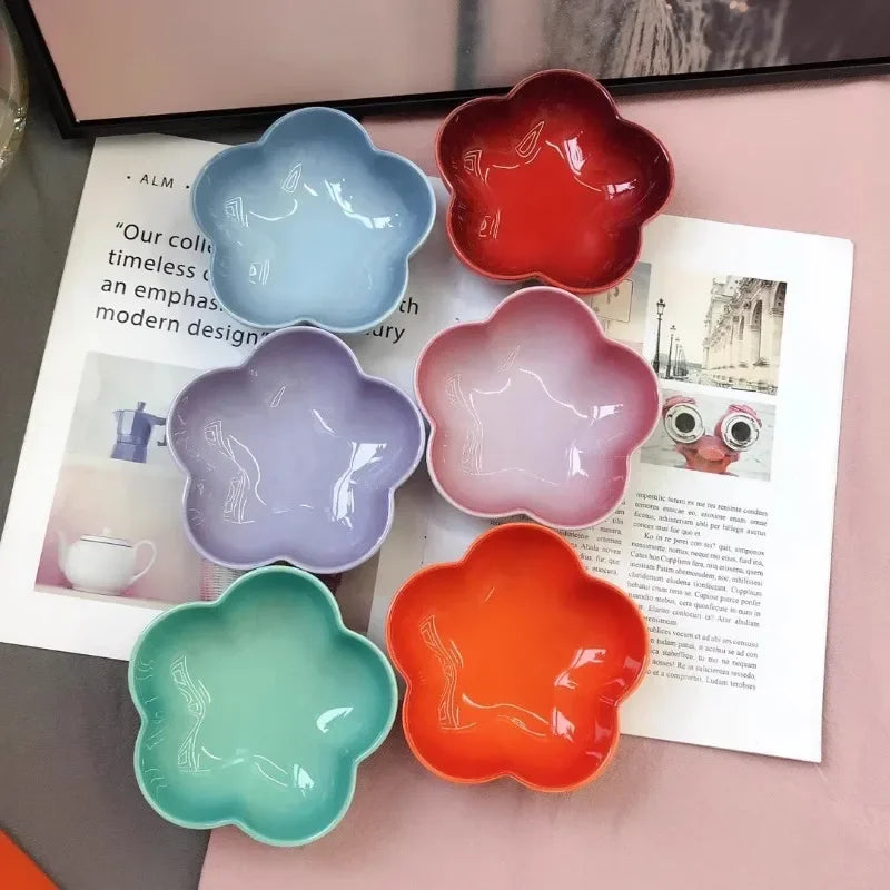 5 Inch Creative Flower Ceramic Bowl Small Deep Dish Solid Color Ceramic Bowl Small Dish Dip Dish Home Kitchen Supplies Gift