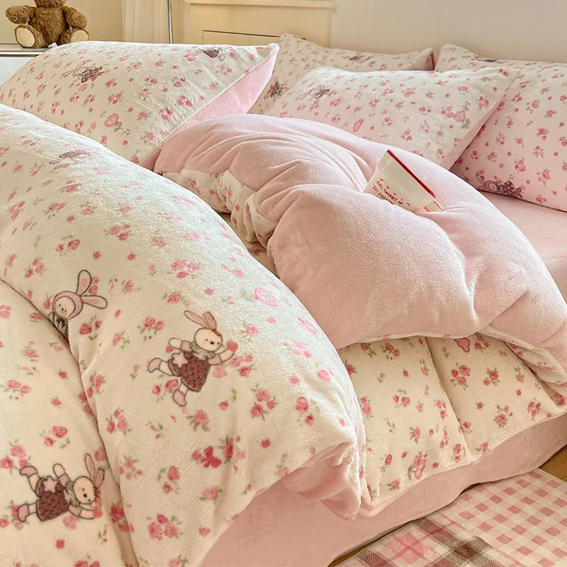 Cute Printed Velvet Duvet Cover Set