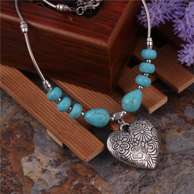 Big Statement Natural Stone Beads Hearts Necklaces