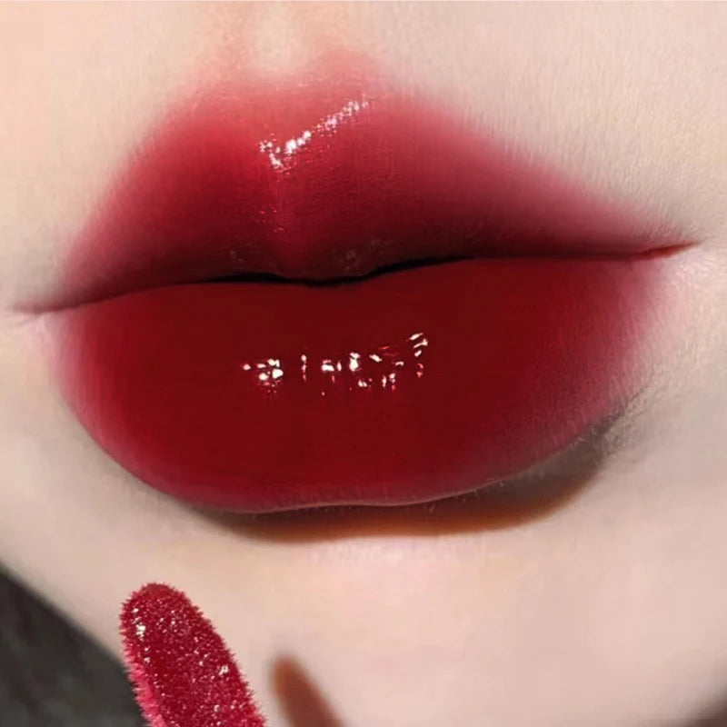Light Glass-Like Lip Lacquer Smudge-Proof