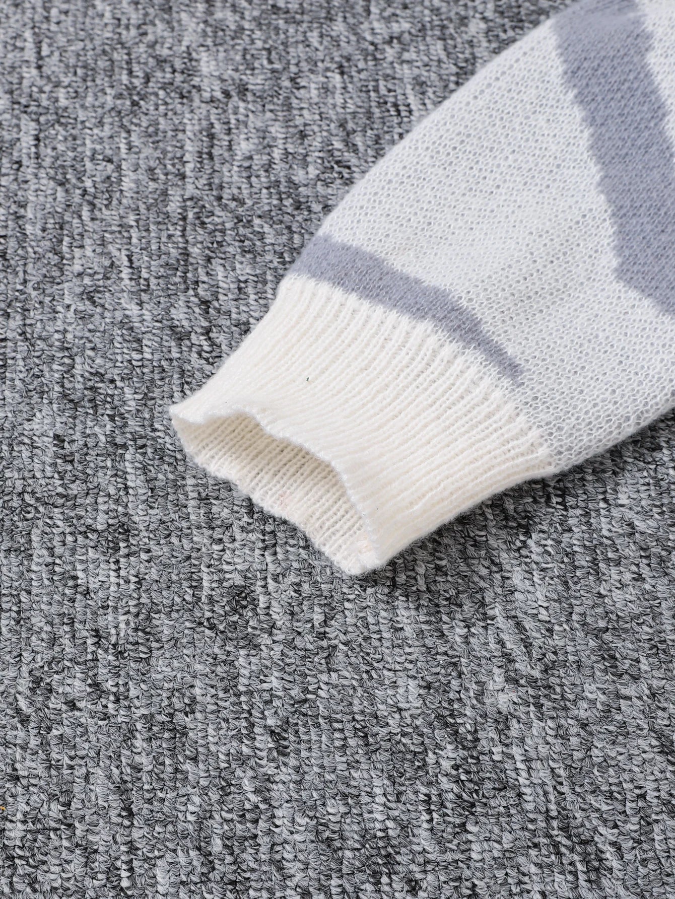 New Popular Graffiti Jacquard Pattern Sweater