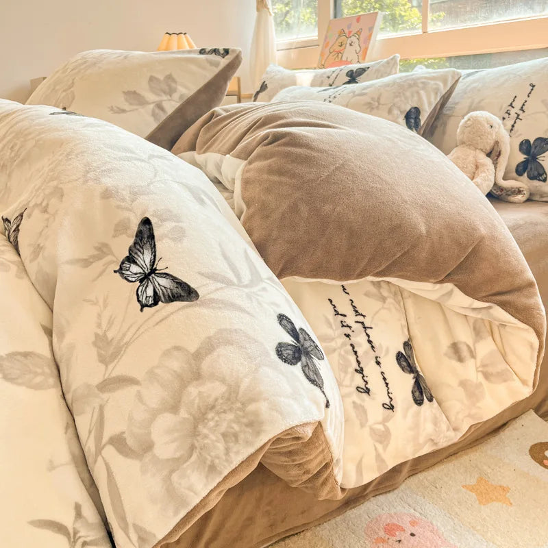 Cute Printed Velvet Duvet Cover Set