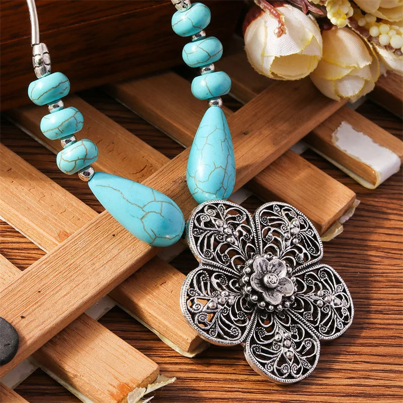 Big Statement Natural Stone Beads Hearts Necklaces