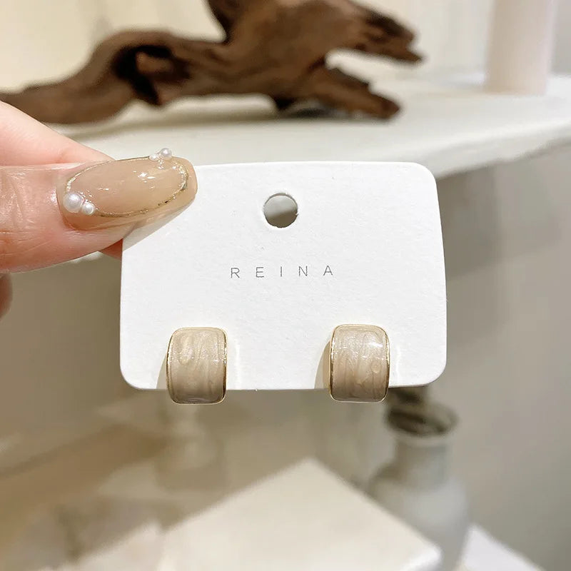 Exquisite Geometry Arc C Shaped Stud Earrings