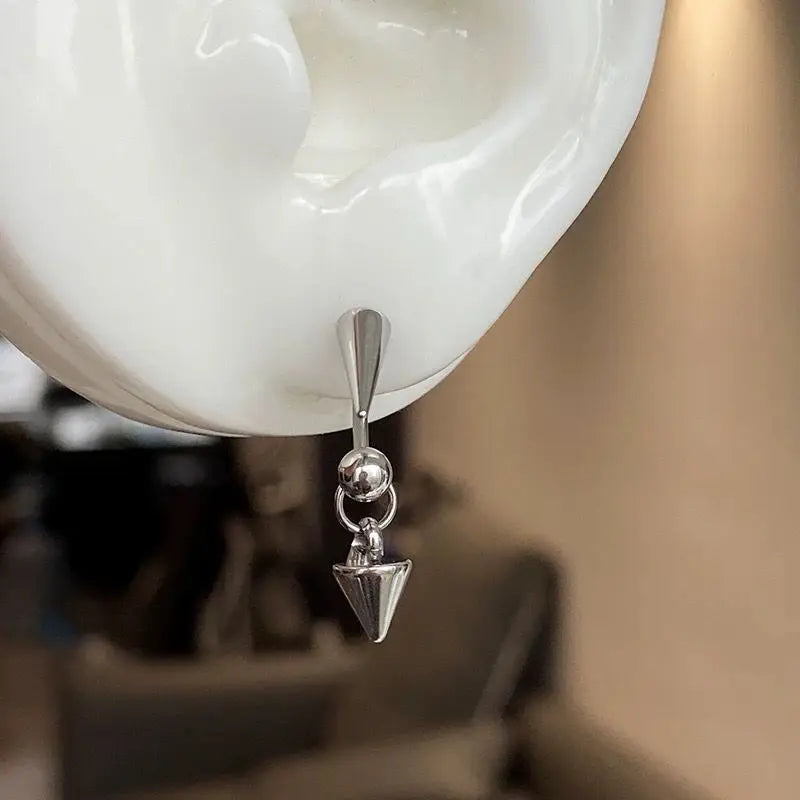 Detachable stainless steel earring