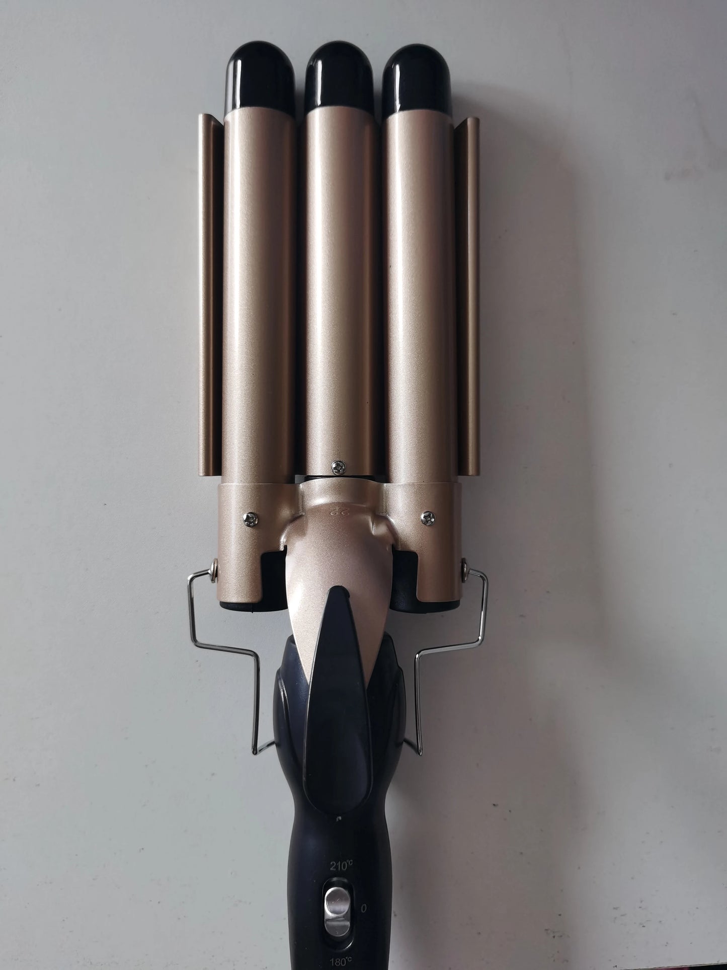 IRUIBEAUTY Professional Hair Curling Iron Ceramic Triple Barrel Hair Curler Irons Hair Styler Hair Waver Styling Tools