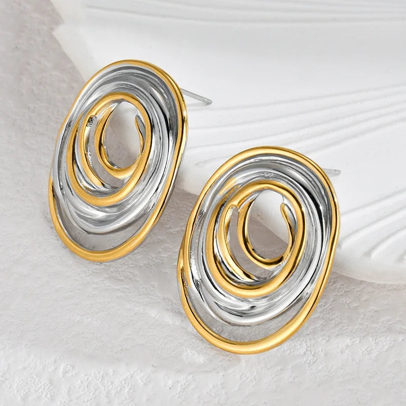 Curved Ring Stud Earrings