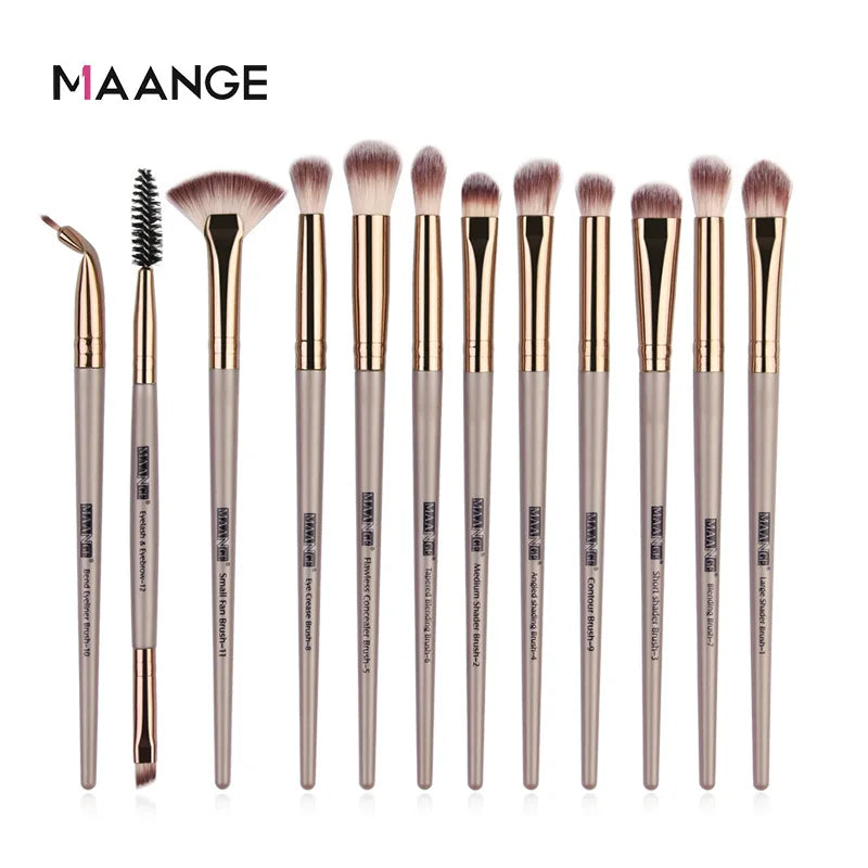 Makeup brushes set professional