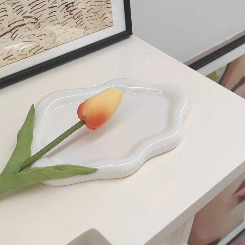 Creative Simple White/silver Ceramic Plate Household High-value Dessert Plate Jewelry Storage Plate Cloud Plate