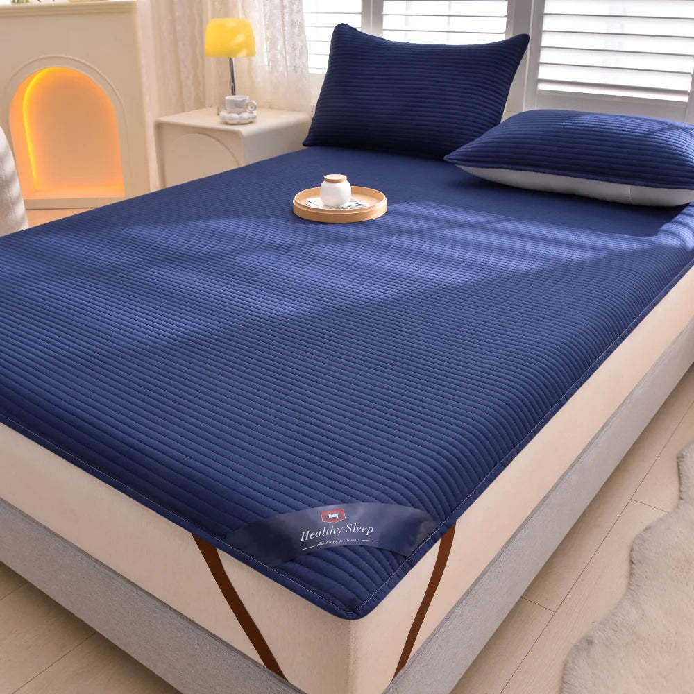 1pc Striped Waterproof Mattress Protector, Comfortable Mattress Cover, Soft and Breathable for Single/Double Beds