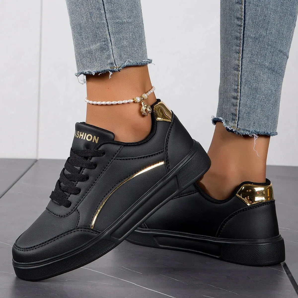 Women Casual Leather Platform Sneakers