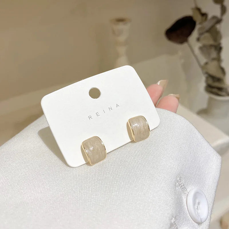 Exquisite Geometry Arc C Shaped Stud Earrings