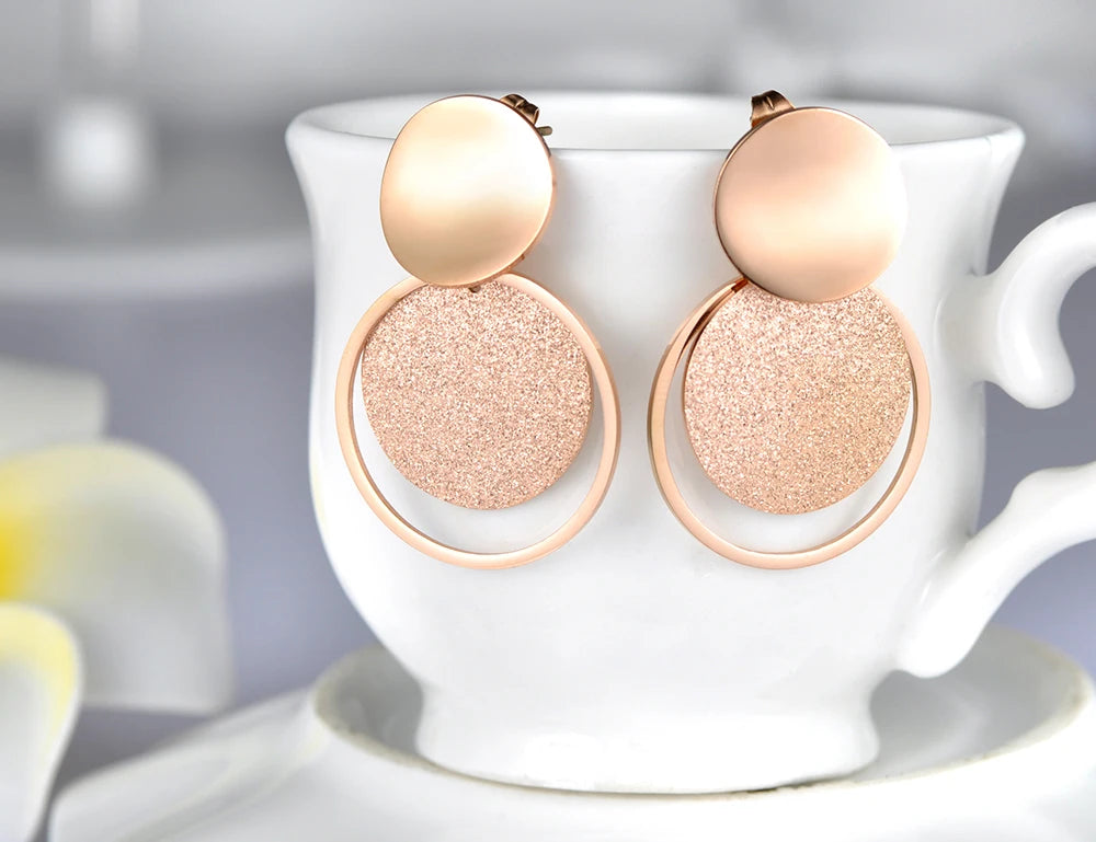 Circle Curved Disc Stud Earrings
