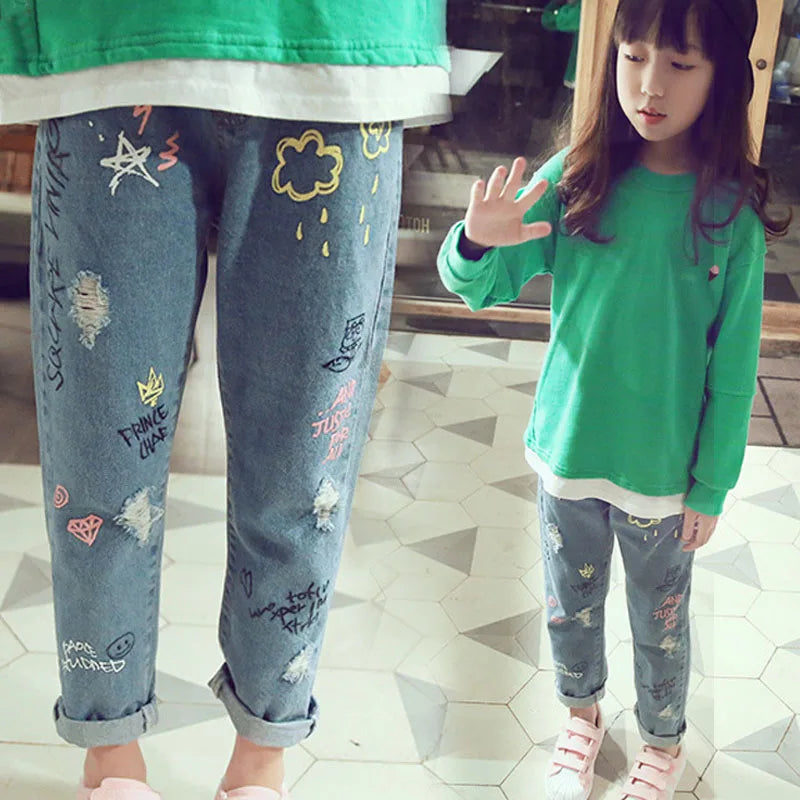 Personality cloud graffiti printing jeans