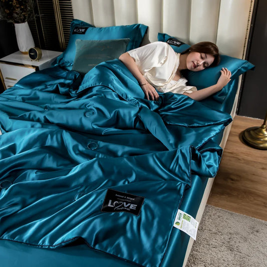 Mulberry Silk Comforter Duvet Blanket