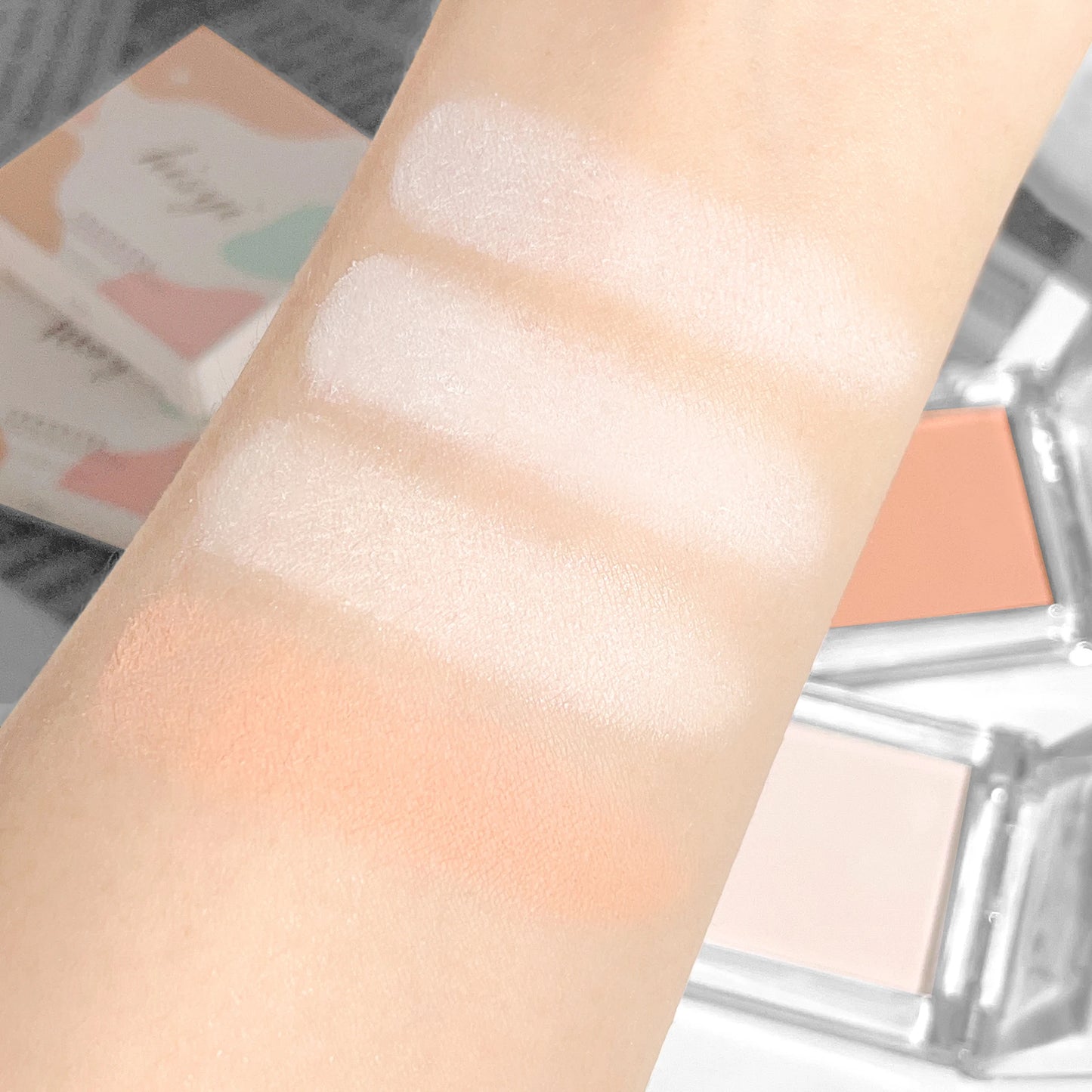 Matte Monochrome Eye shadow Palette