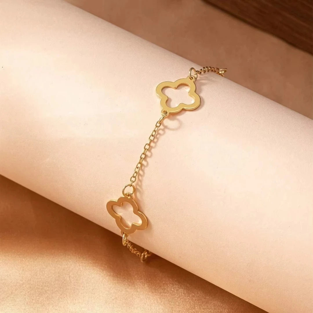 French Lucky Clover Bracelet Set