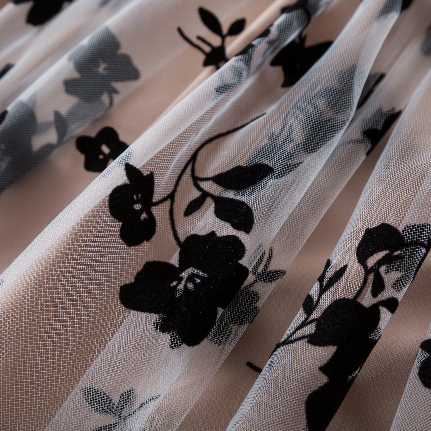 Black Rose Flower Ruffles Elegant Princess Dress