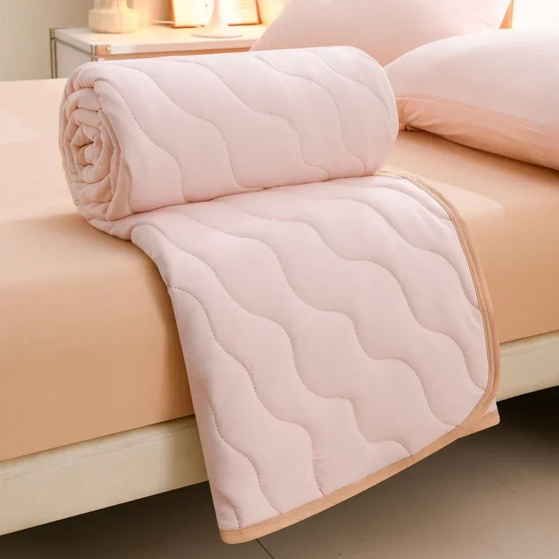 New Floral Print Soft Comfortable Quilt