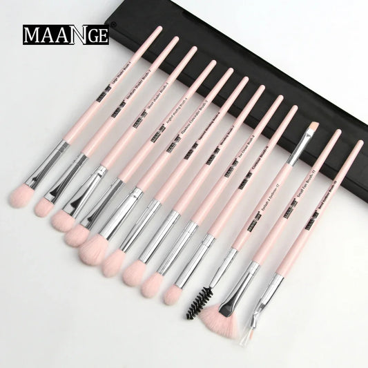 Makeup brushes set professional