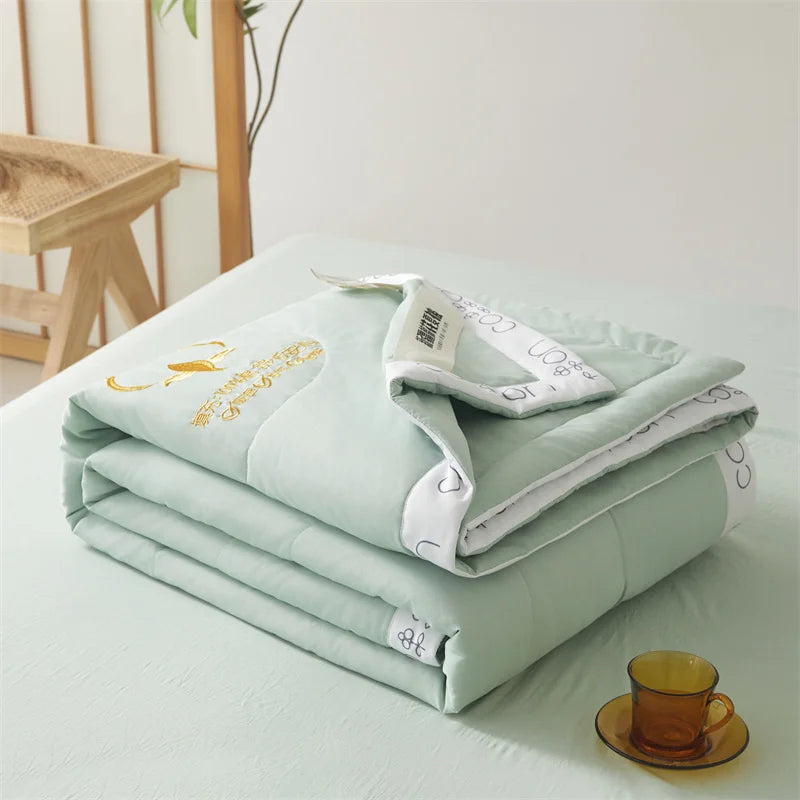 Cotton Filling Soft Skin Double Bed Blanket