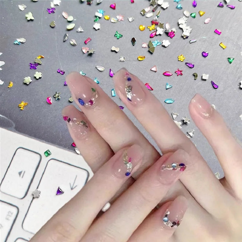 300/100pcs Mini Nail Art Rhinestones
