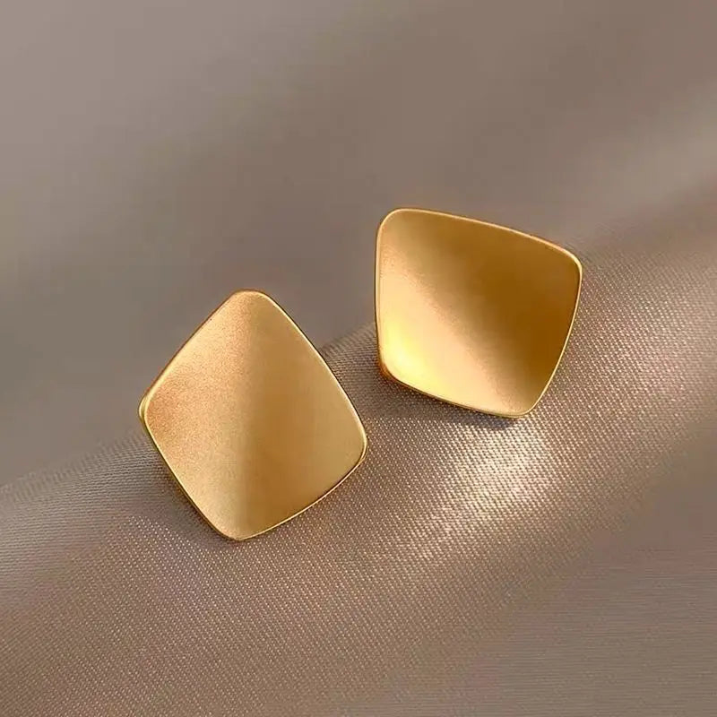 Geometric Irregular Square Curved Earring