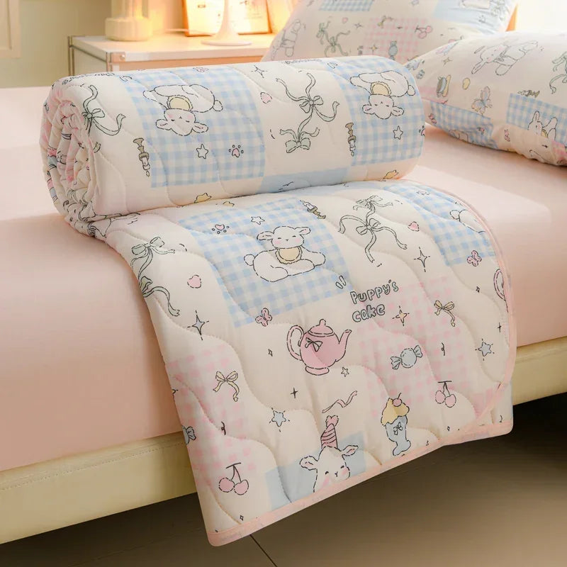 New Floral Print Soft Comfortable Quilt