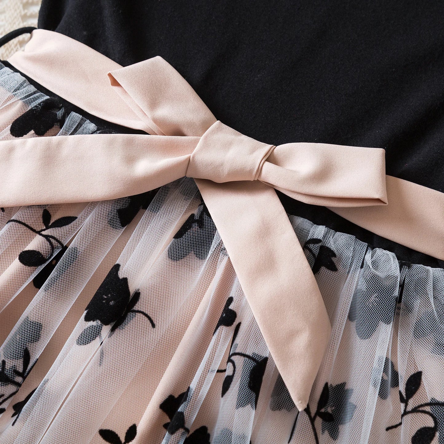 Black Rose Flower Ruffles Elegant Princess Dress