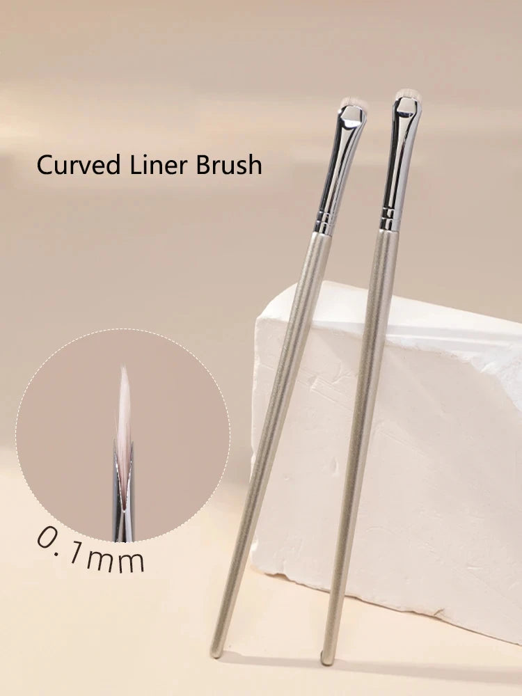 Curved Eye Liner Make Up Brushes