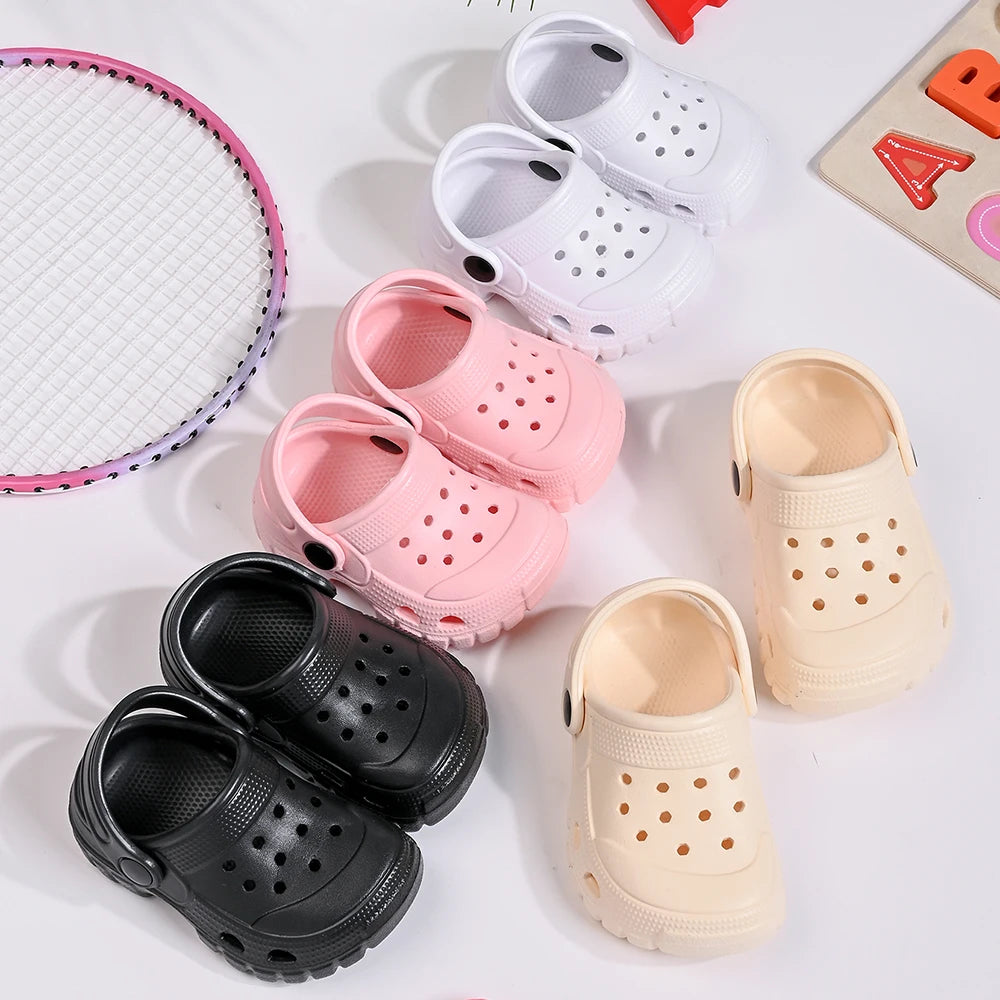 Cute Hole Design  Non-Slip Casual Shoes