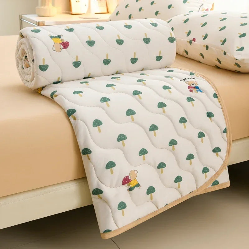 New Floral Print Soft Comfortable Quilt