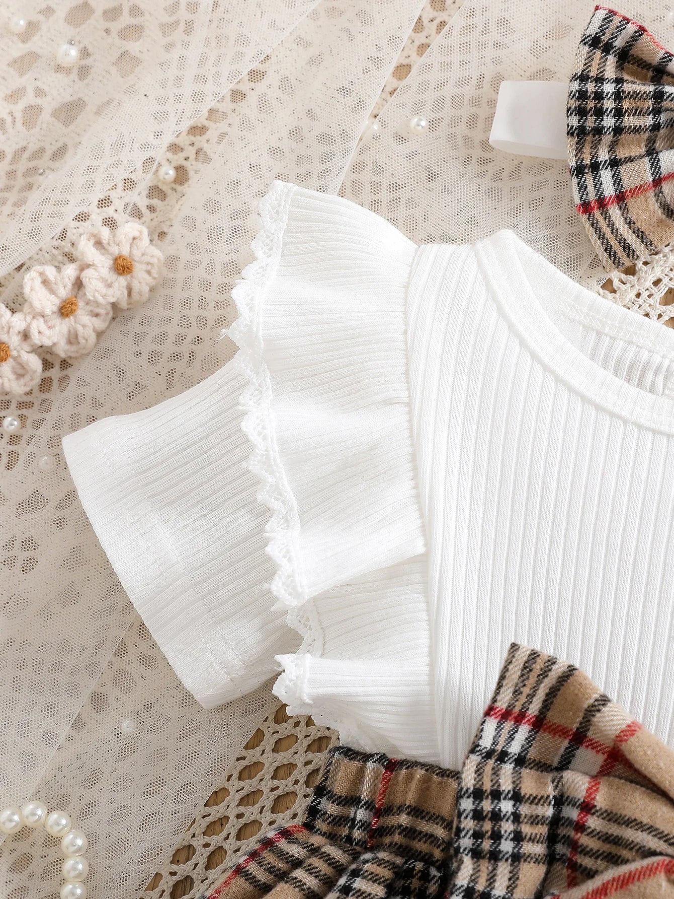 Cute Ruffle Lace Decoration Bow Plaid Design