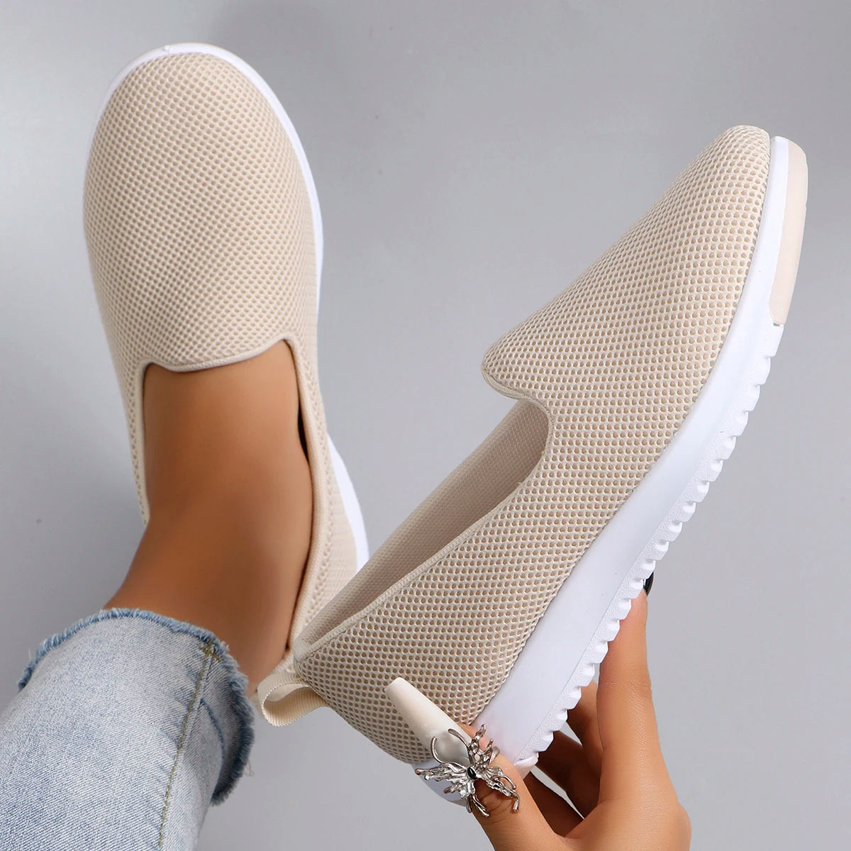 women's sports fashionable, breathable, lightweight, non-slip shoes