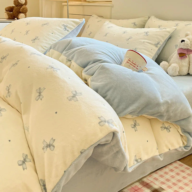 Cute Printed Velvet Duvet Cover Set