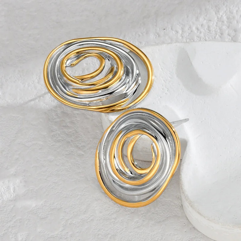 Curved Ring Stud Earrings