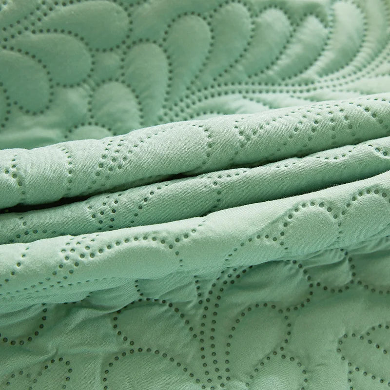 Quilted Waterproof Mattress Cover