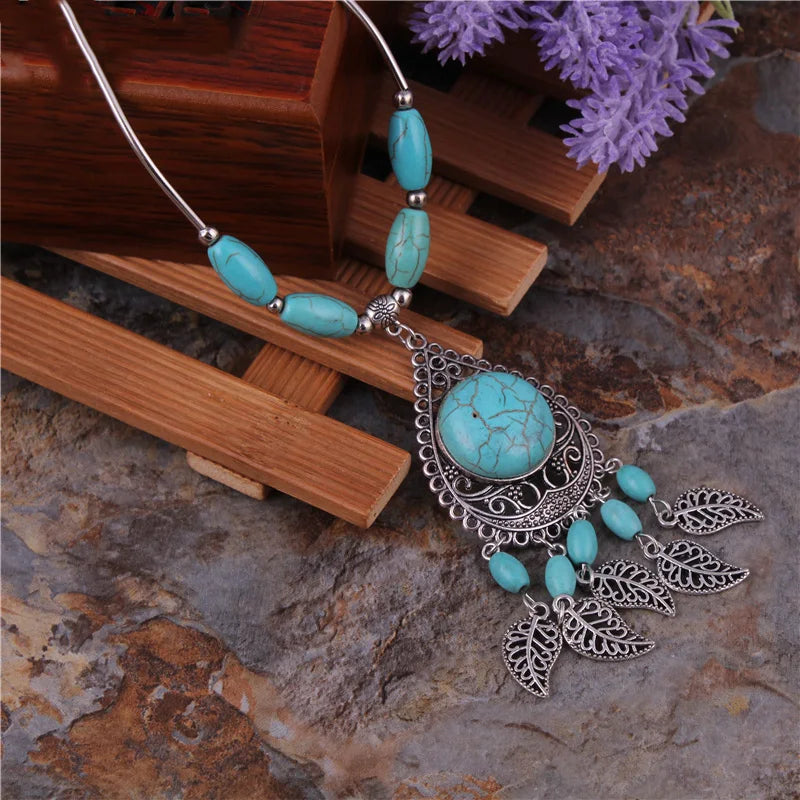 Big Statement Natural Stone Beads Hearts Necklaces