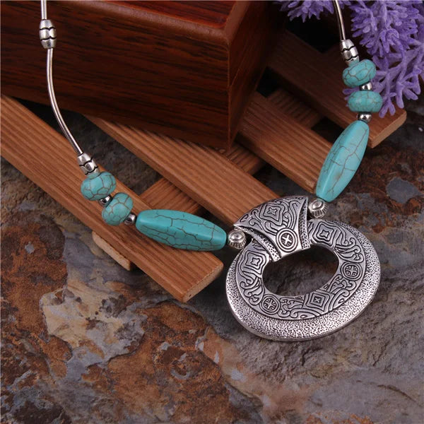 Big Statement Natural Stone Beads Hearts Necklaces